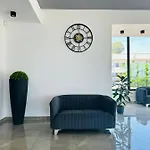 Gloria فندق