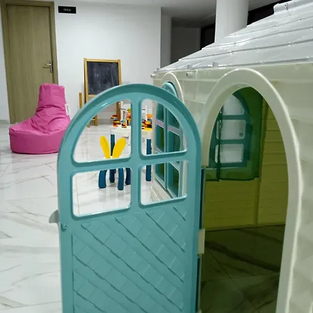 Gloria Hotel 3*